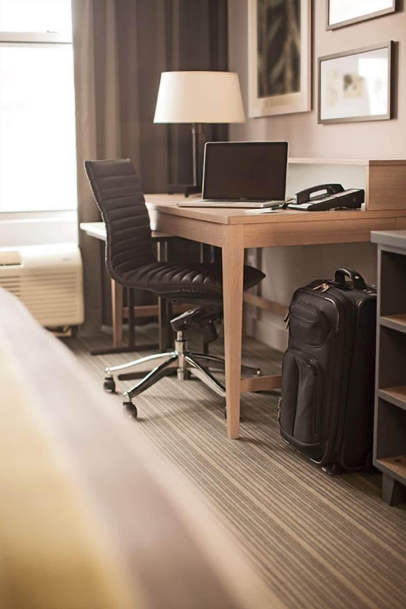 Country Inn & Suites By Radisson, Dfw Airport South, Tx Irving Bagian luar foto