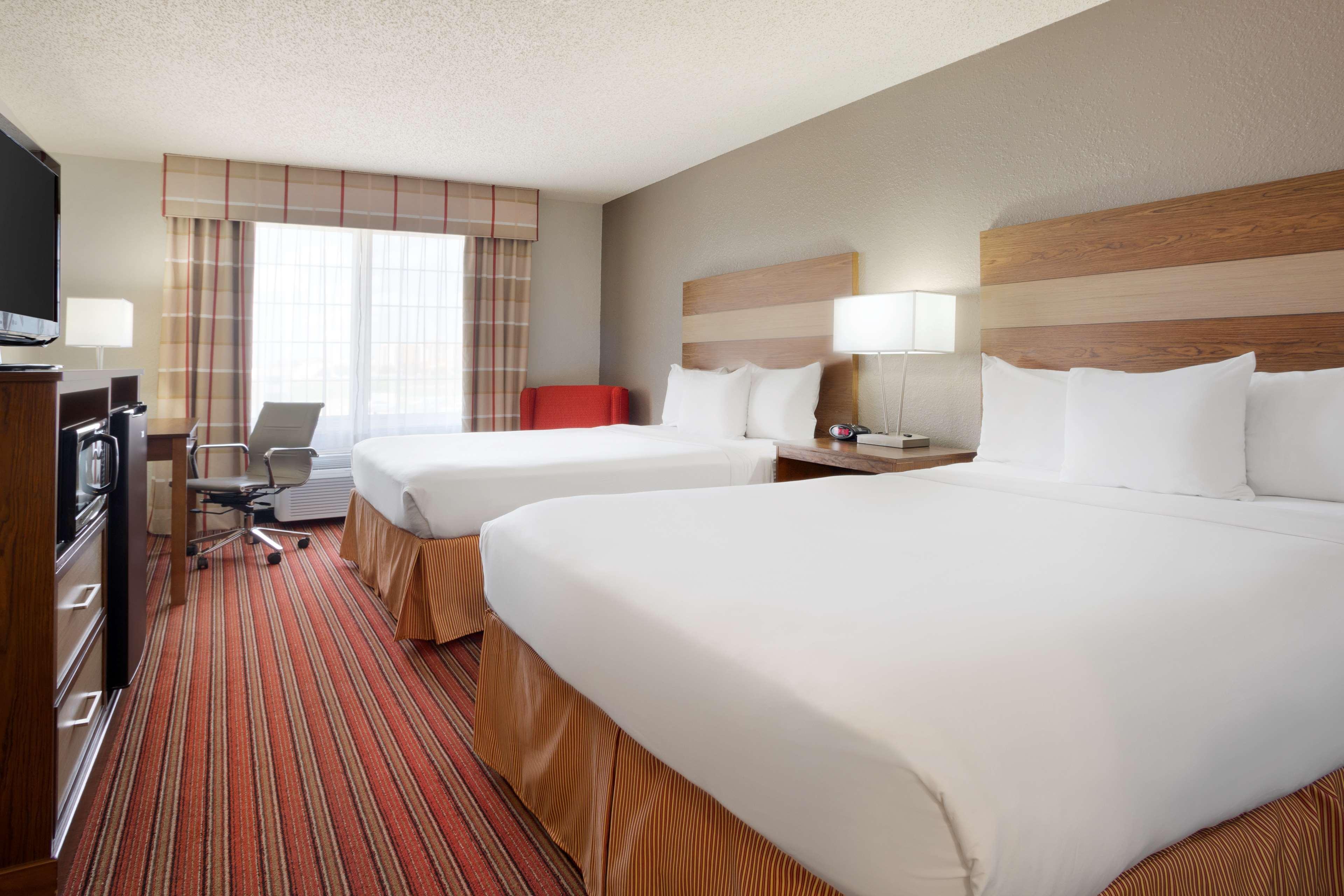 Country Inn & Suites By Radisson, Dfw Airport South, Tx Irving Bagian luar foto