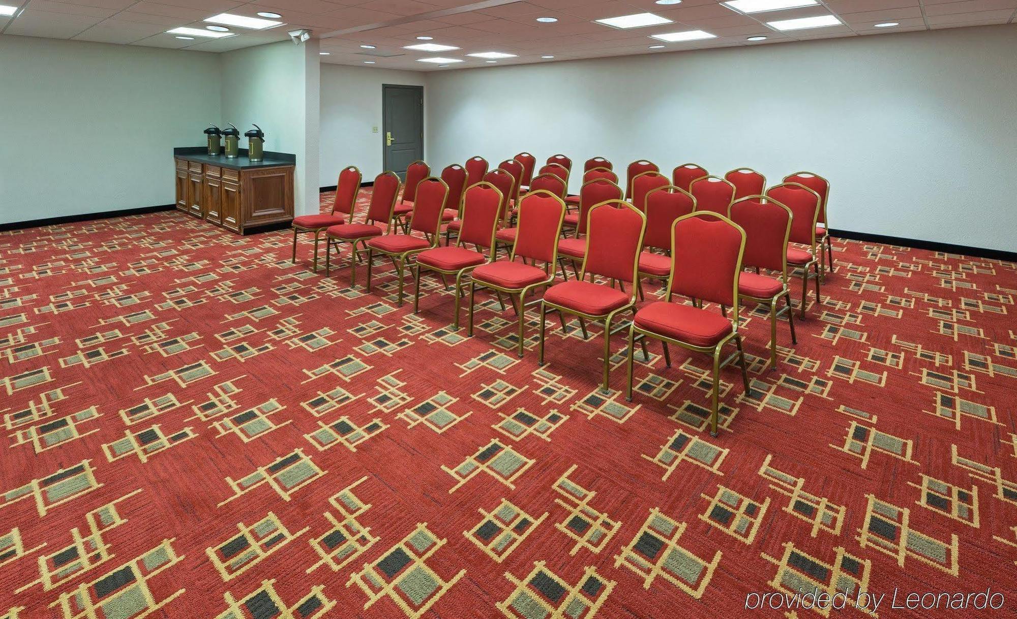 Country Inn & Suites By Radisson, Dfw Airport South, Tx Irving Bagian luar foto