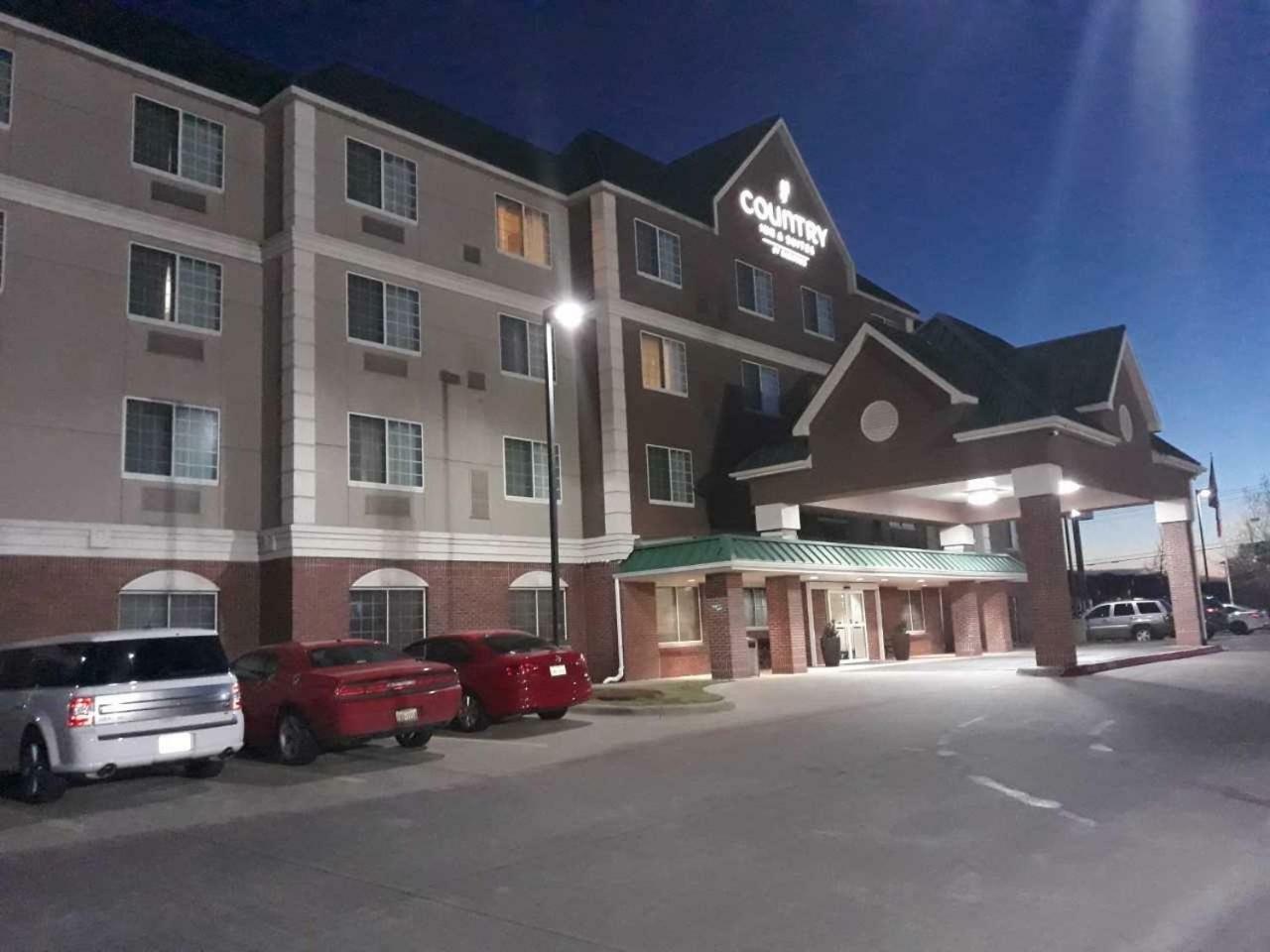 Country Inn & Suites By Radisson, Dfw Airport South, Tx Irving Bagian luar foto
